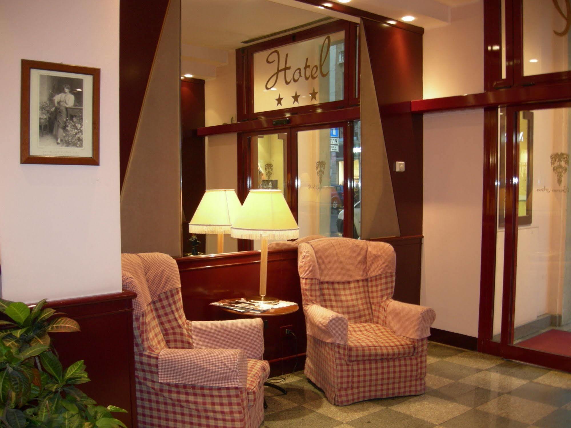 Buenos Aires Hotel Milan Bagian luar foto